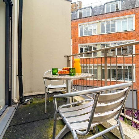 Spacious Apartment With A Balcony In Prime Location In Farringdon Londres Extérieur photo