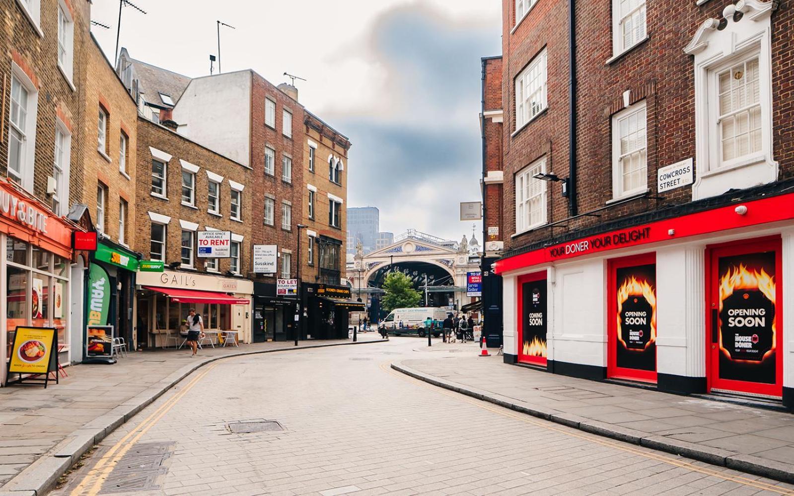 Spacious Apartment With A Balcony In Prime Location In Farringdon Londres Extérieur photo